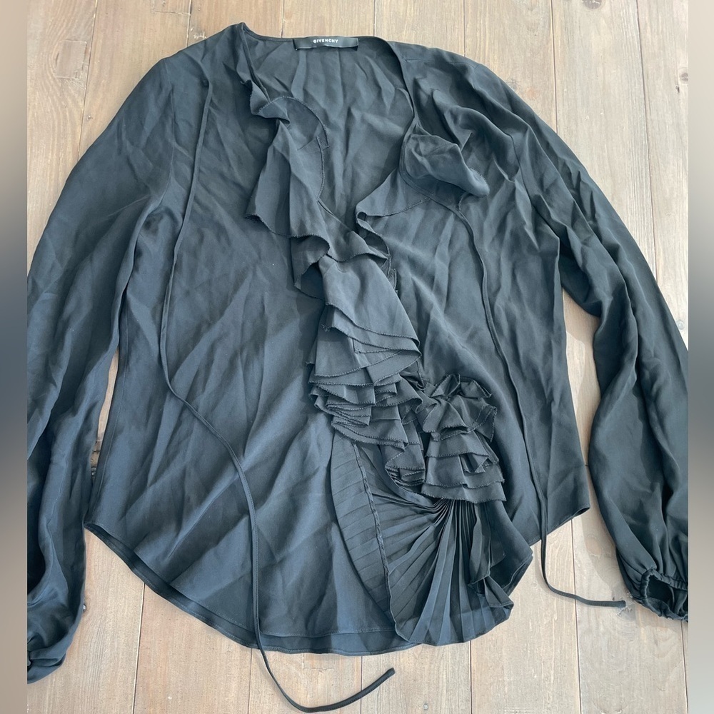 Givenchy black 100% silk ruffle blouse - Picture 1 of 5
